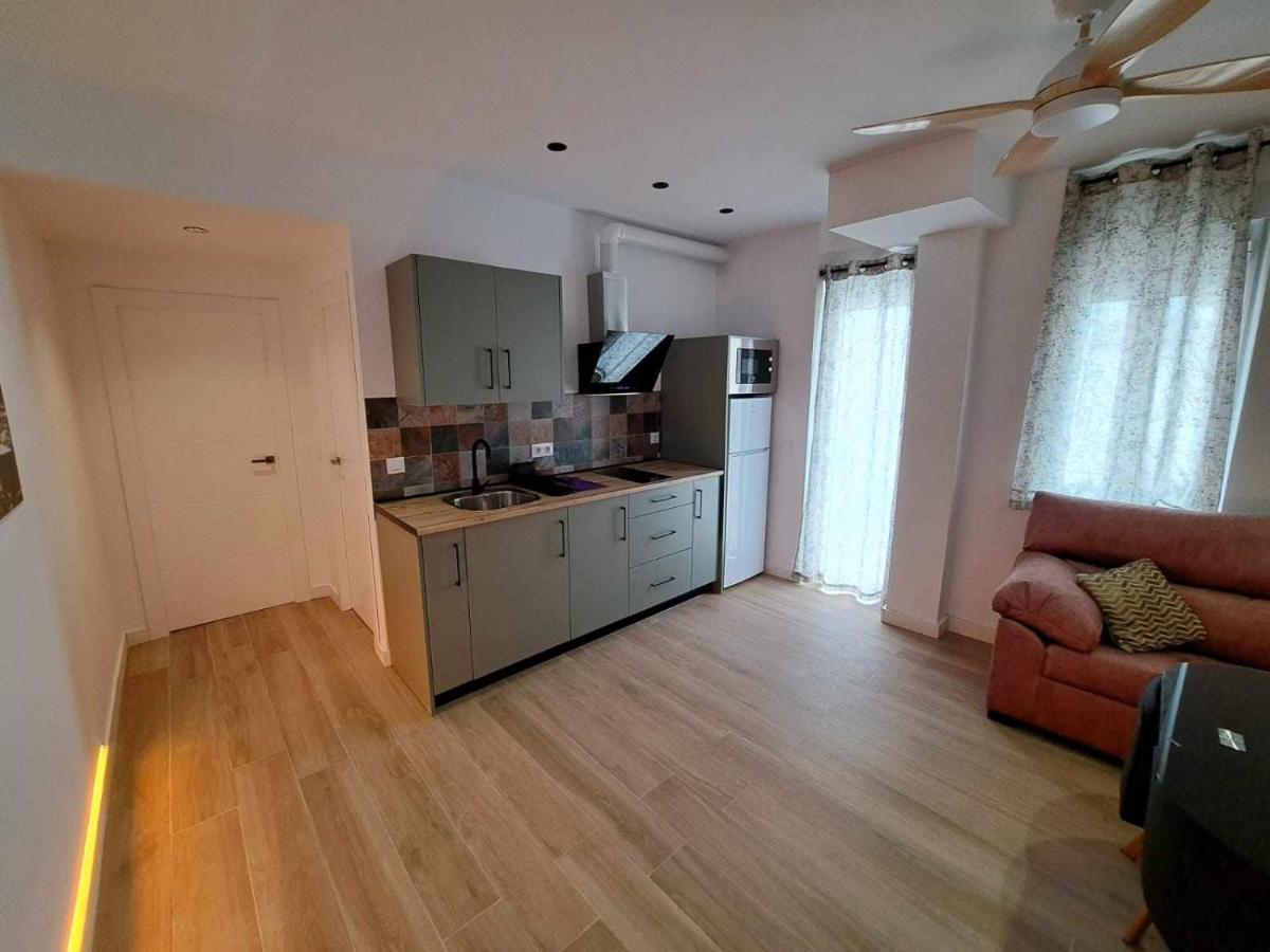 Piso Jaen Parque Apartment ภายนอก รูปภาพ